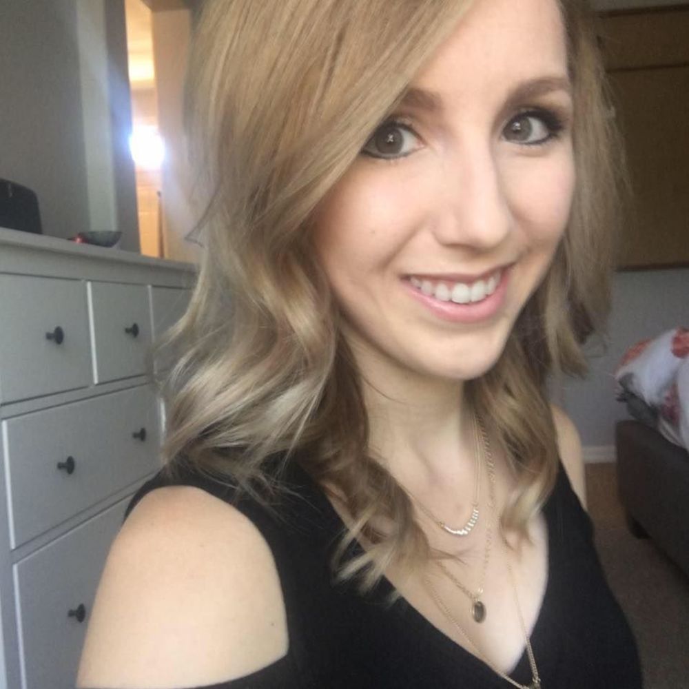 Meet your Posher, Emily